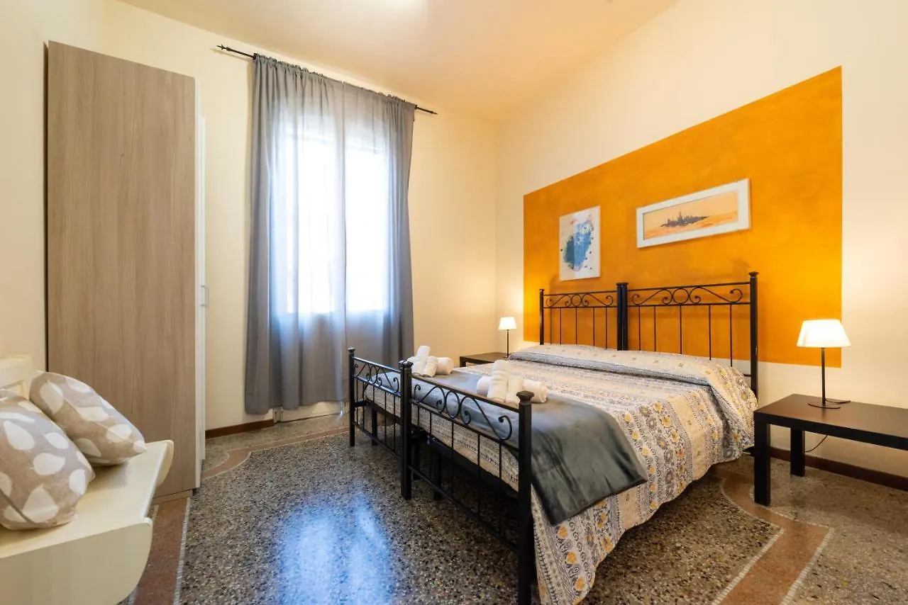 Casa Pier - Centralissima In Villa D'Epoca Rapallo Italie