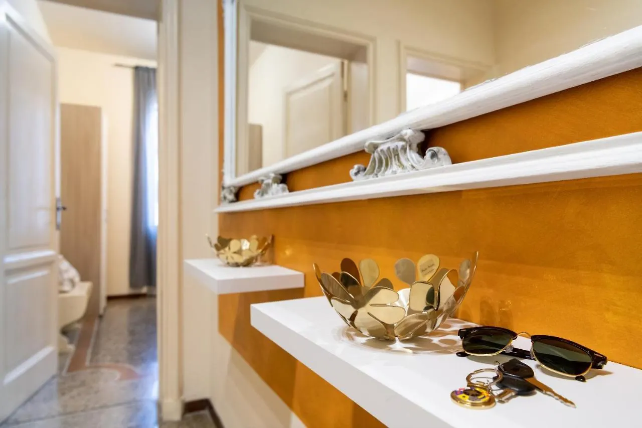 Apartment Casa Pier - Centralissima In Villa D'Epoca Rapallo Italy